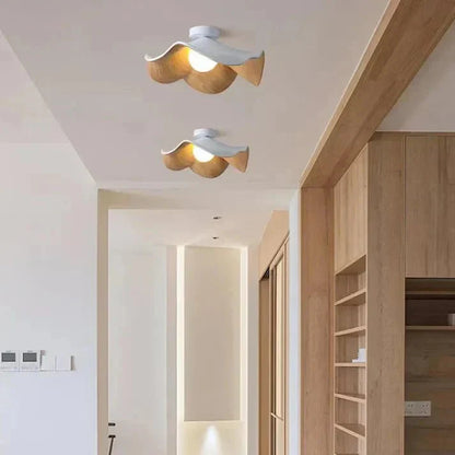 Scandinavian Wooden Pendant Light - Lotus Flower Style