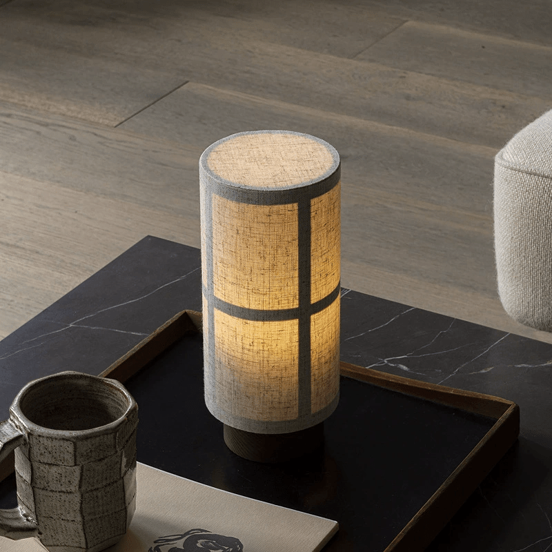 Chic Home Decor Table Lamp - Japanese Style in Elegant Silk