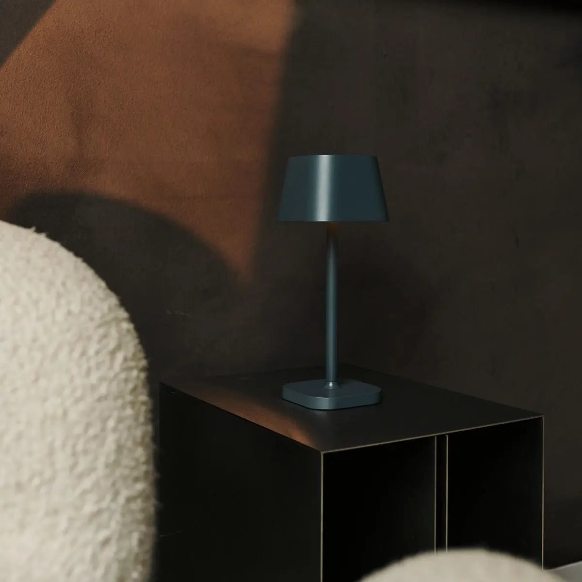 Modern Stone Grey Table Lamp – Rechargeable and Dimmable