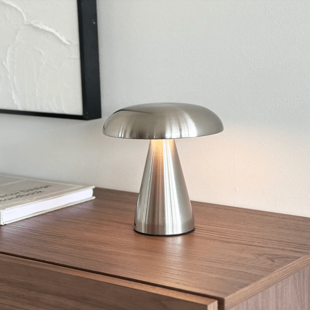 Vintage Retro Table Lamp with USB Connectivity