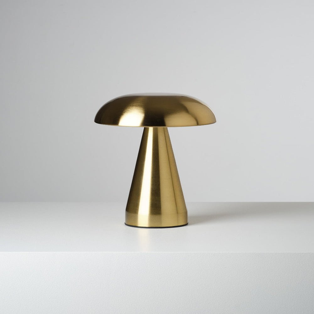 Vintage Retro Table Lamp with USB Connectivity