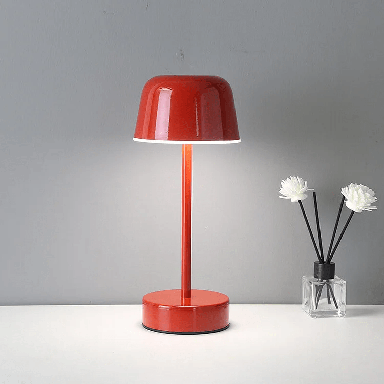 Prismatic Table Lamp with Color Reflection - Modern Design