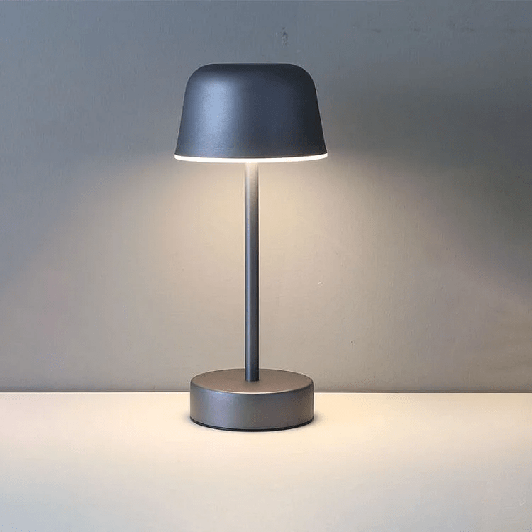 Prismatic Table Lamp with Color Reflection - Modern Design