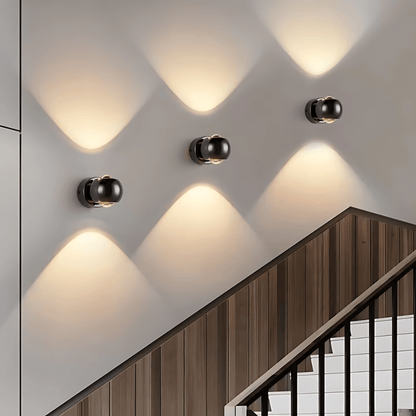 Modern Wall Light with 180° Swivel LED - Elegant and Versatile Design