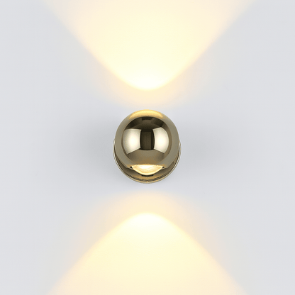 Modern Wall Light with 180° Swivel LED - Elegant and Versatile Design