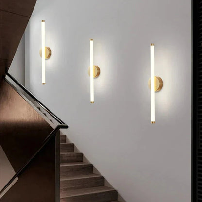 Elegant Gold Acrylic Wall Light - Chic Home Illumination Fixture