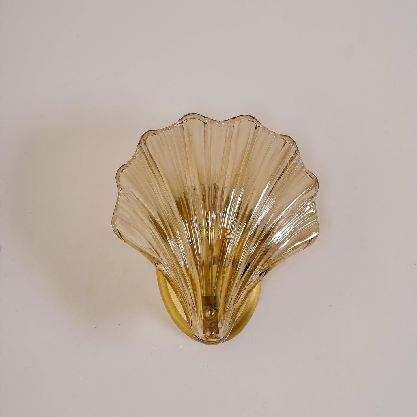 Elegant Shell Wall Lamp – Unique and Durable Design for Home Decor