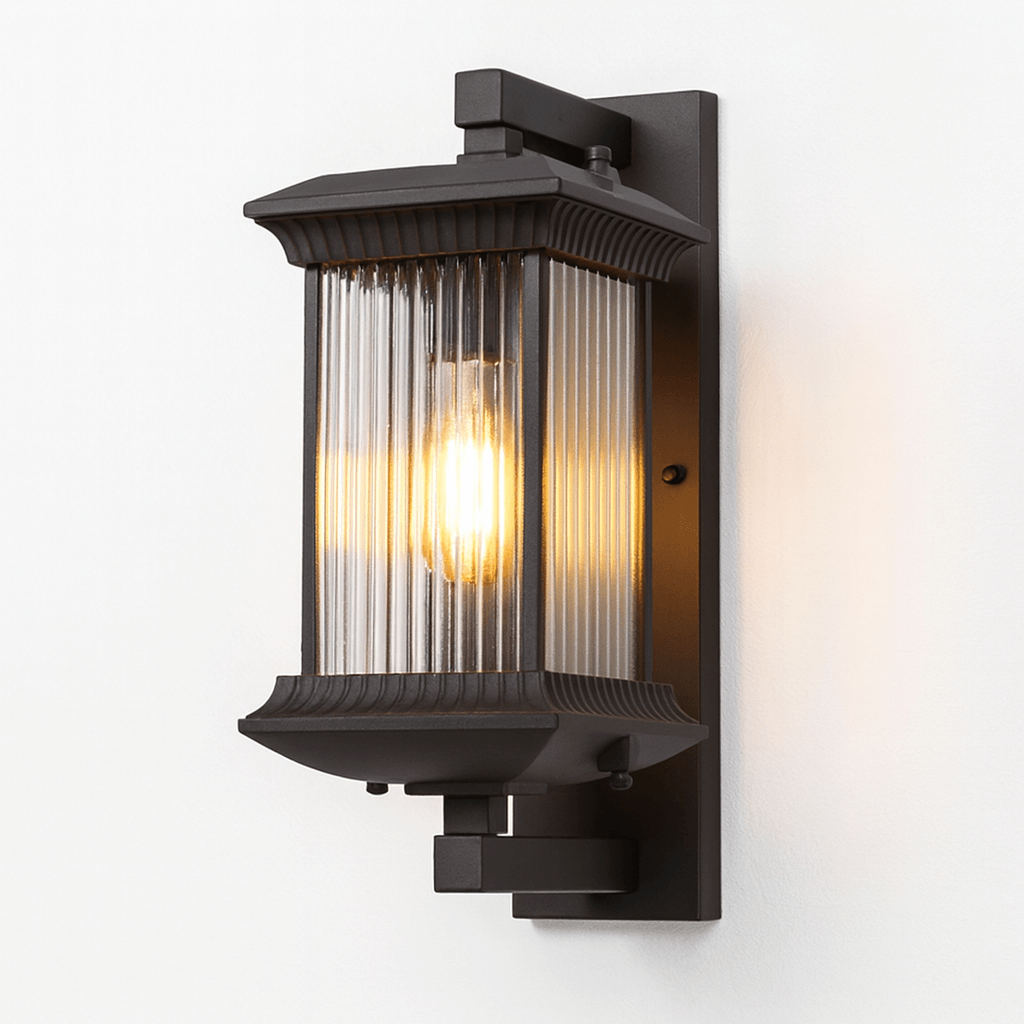 Outdoor Classic Metal Wall Light – Waterproof Fixture for Walls