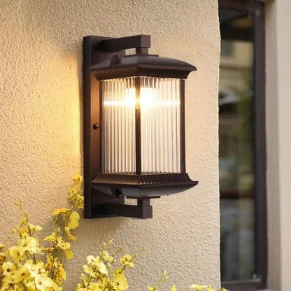 Outdoor Classic Metal Wall Light – Waterproof Fixture for Walls