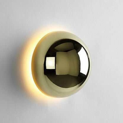Medieval Style Wall Lamp - Elegant Design for Classic Home Decor