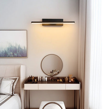 Versatile Rotating Wall Lamp - Contemporary Style and Function