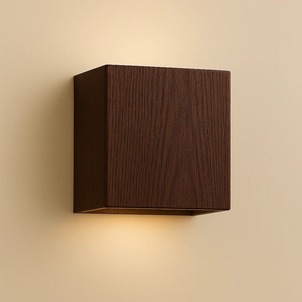 Sleek Wall Light Fixture with Modern Cube Design