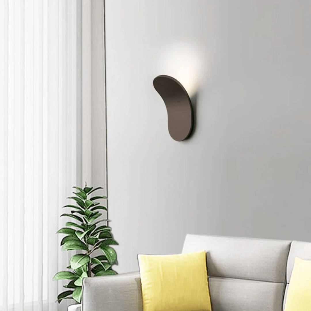 Scandinavian Design Wall Lamp - Modern and Functional Lighting