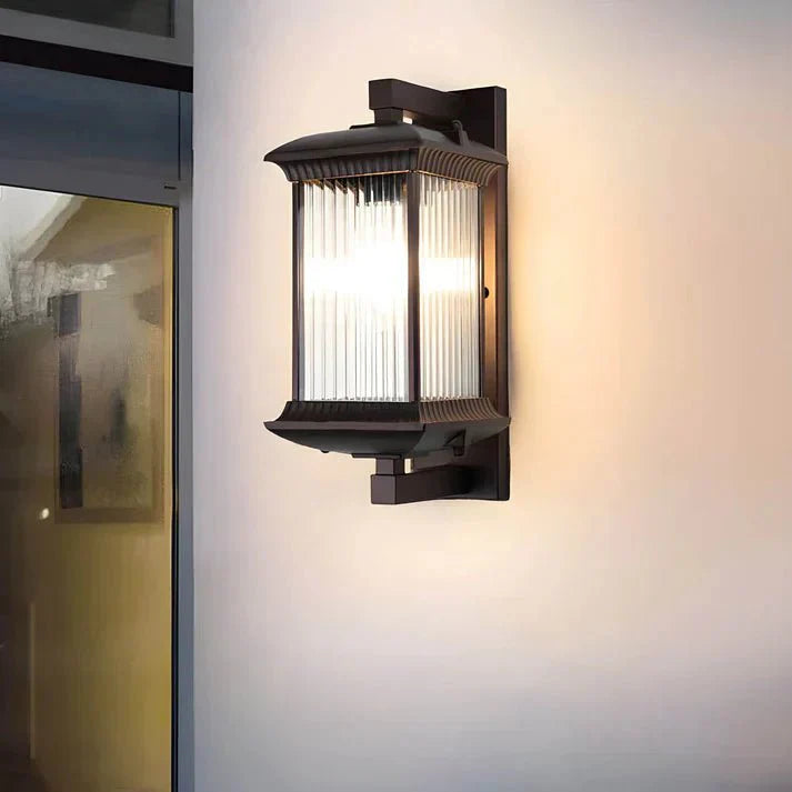 Weatherproof Wall Light - Durable and Stylish Outdoor Fixture
