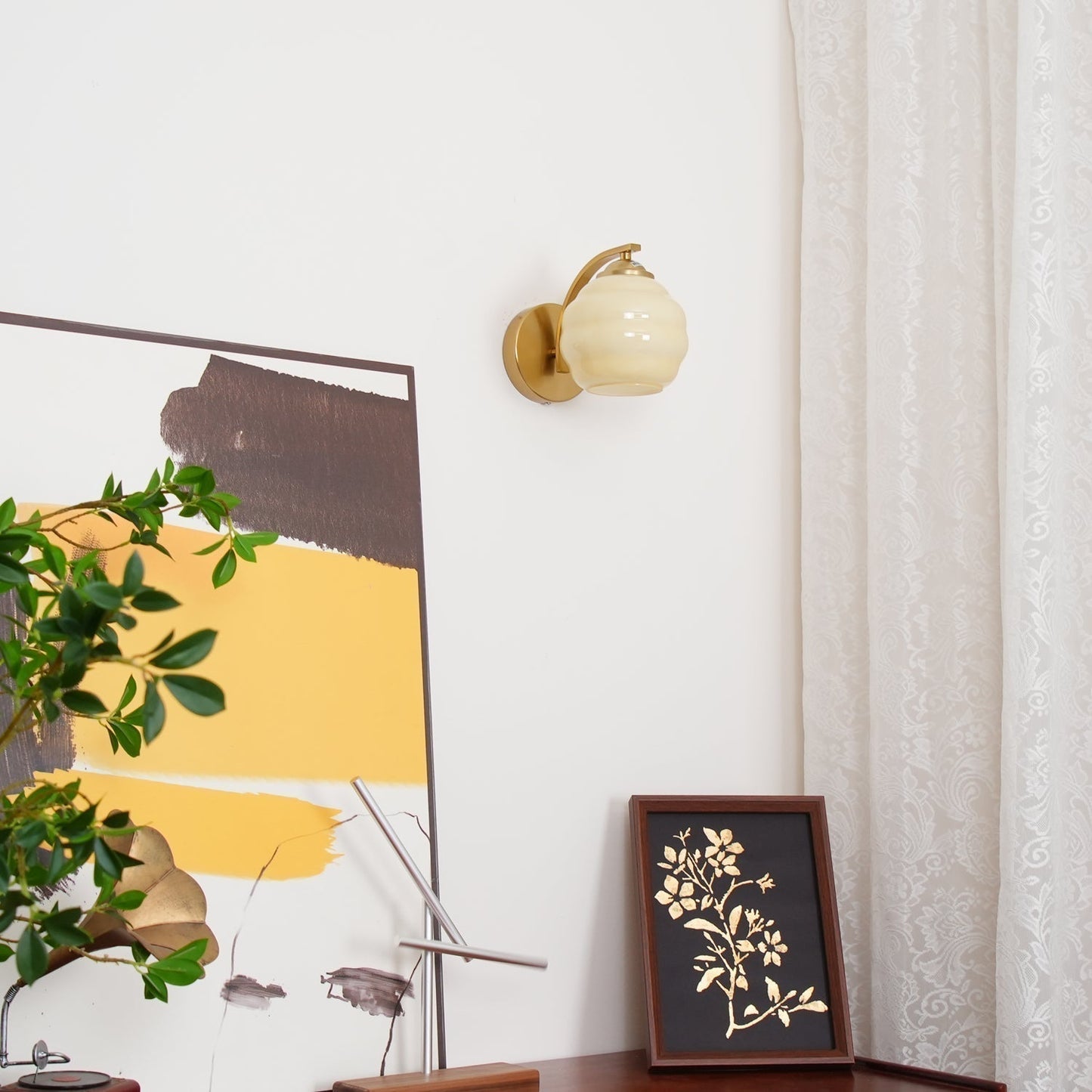 Vintage Glass Wall Light - Elegant Indoor Illumination