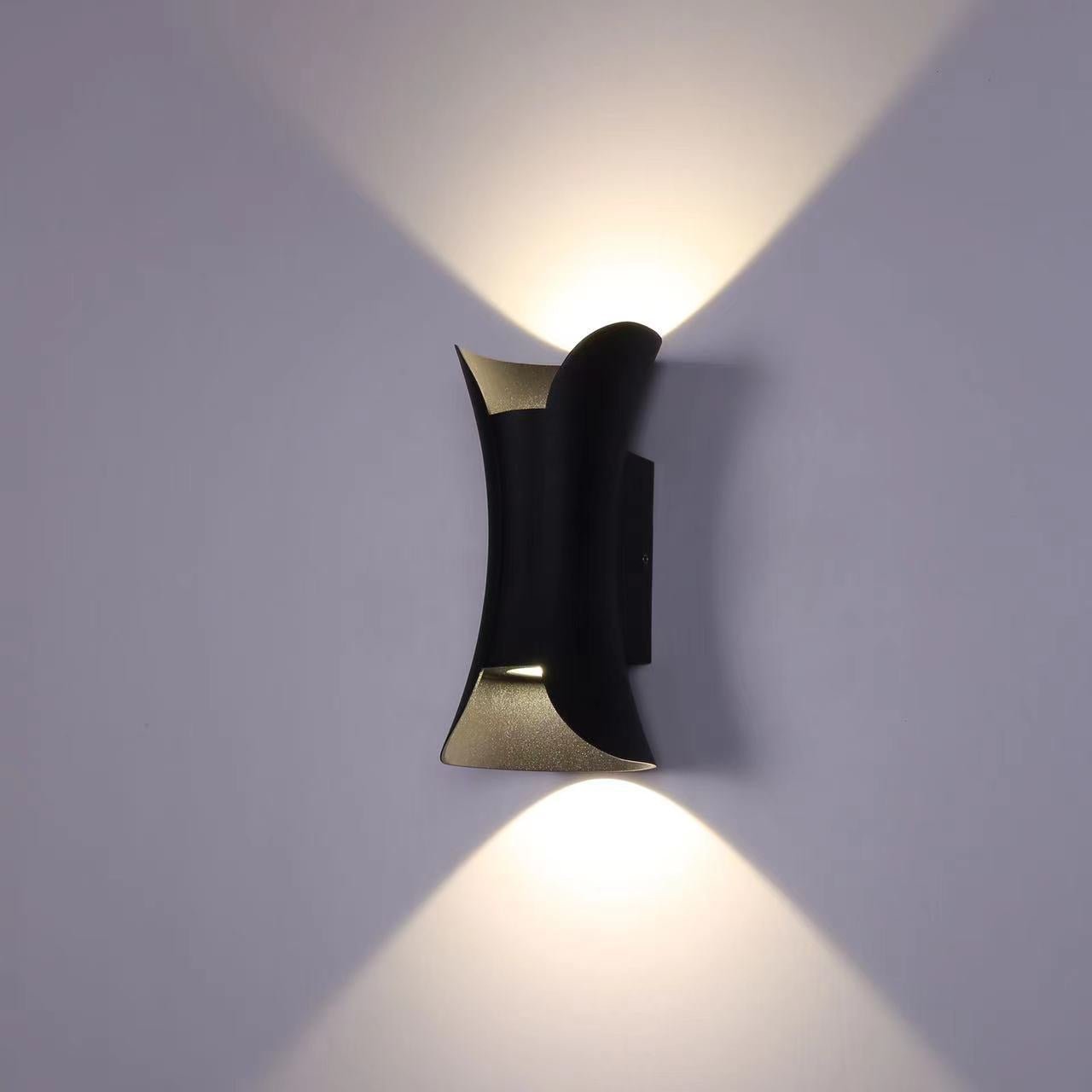 Waterproof LED Outdoor Wall Light - Durable and Stylish Illumination