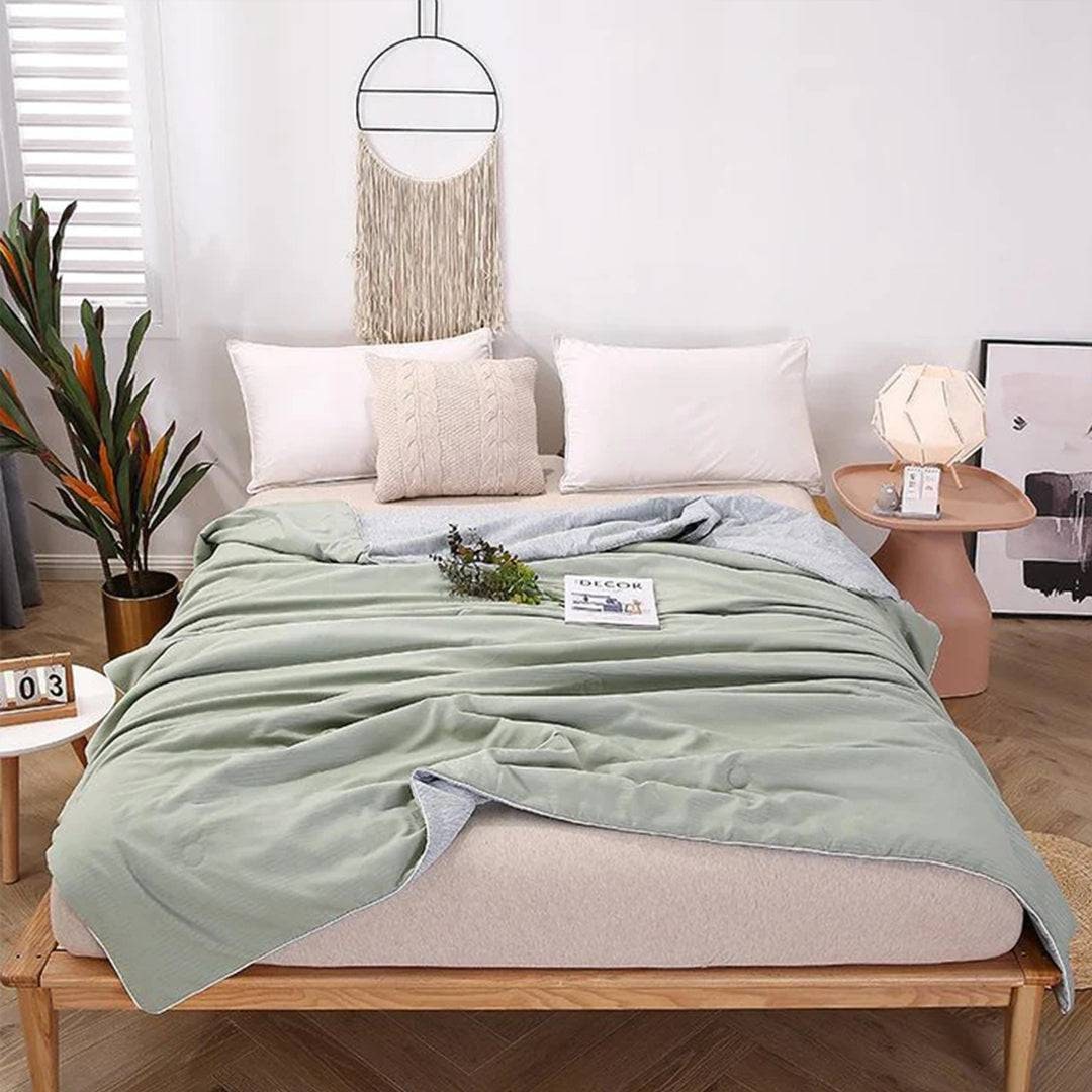 Lightweight Summer Comforter for Ultimate Nighttime Relief