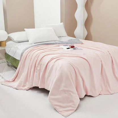 Lightweight Summer Comforter for Ultimate Nighttime Relief