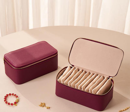 Jewelry Organizer – Keeps Your Accessories Neat and Damage-Free