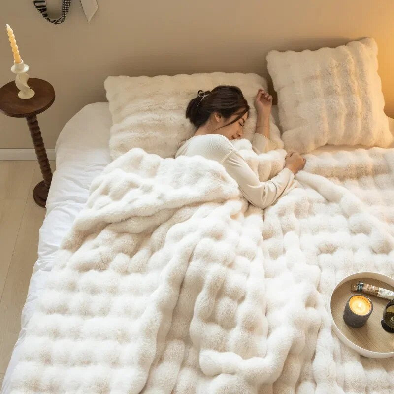 Cozy Fleece Blanket | Reversible Design | Year-Round Warmth