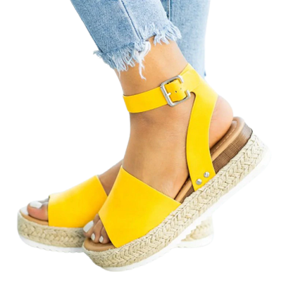 Platform Sandals for Women with Strap and Buckle