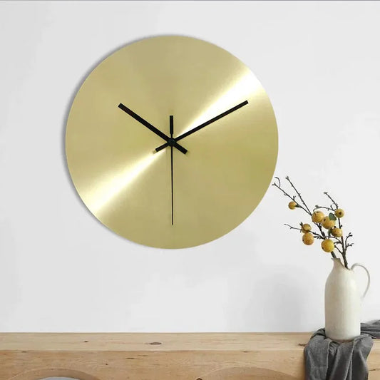 Sloa Elegant Wall Clock – Stylish Timepiece for Home Decor
