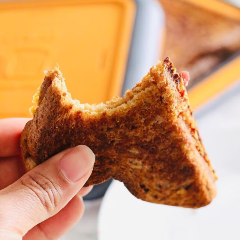 Quickly Prepare Perfectly Crunchy Snacks in Minutes