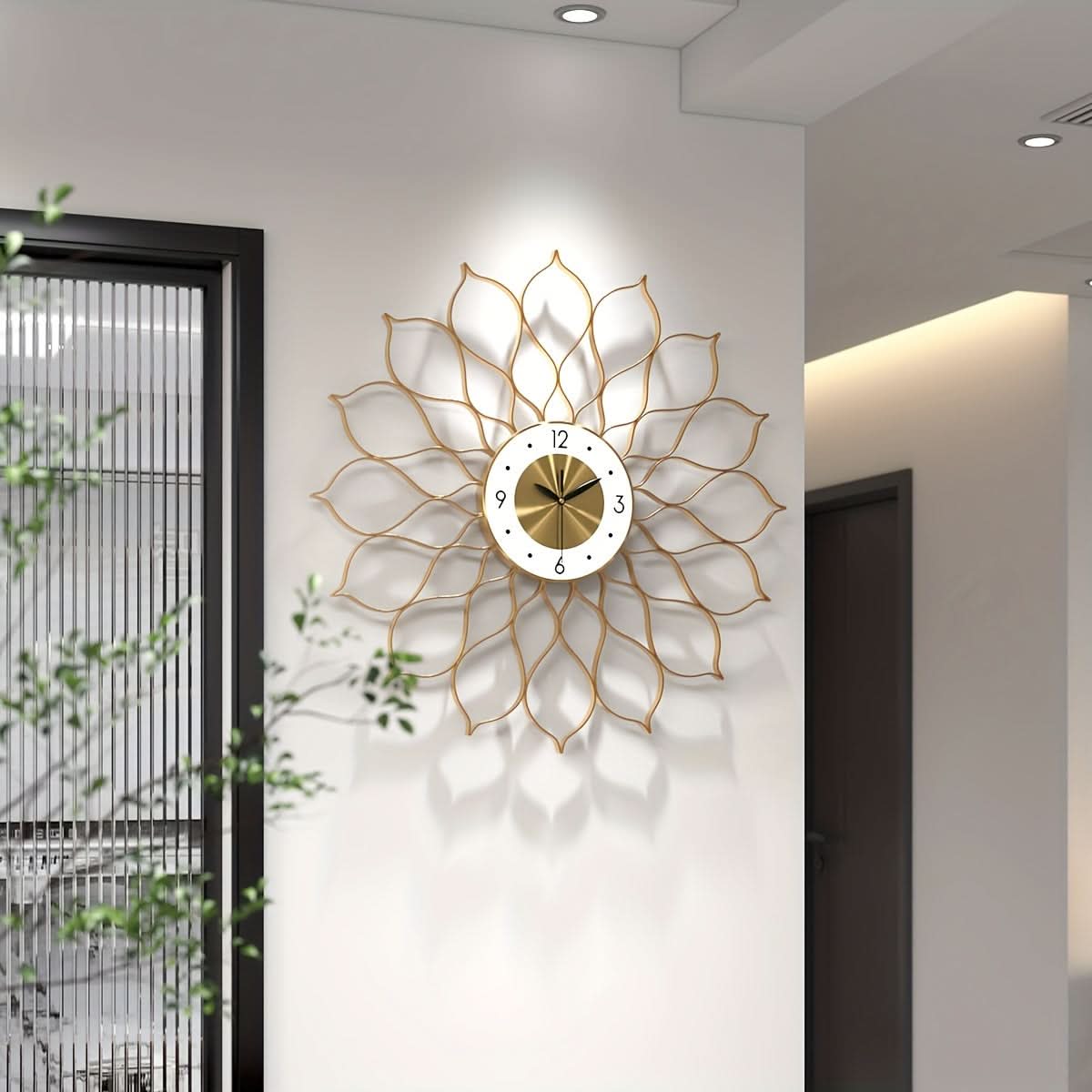 Modern Gold Wall Clock for Stylish Home Decor