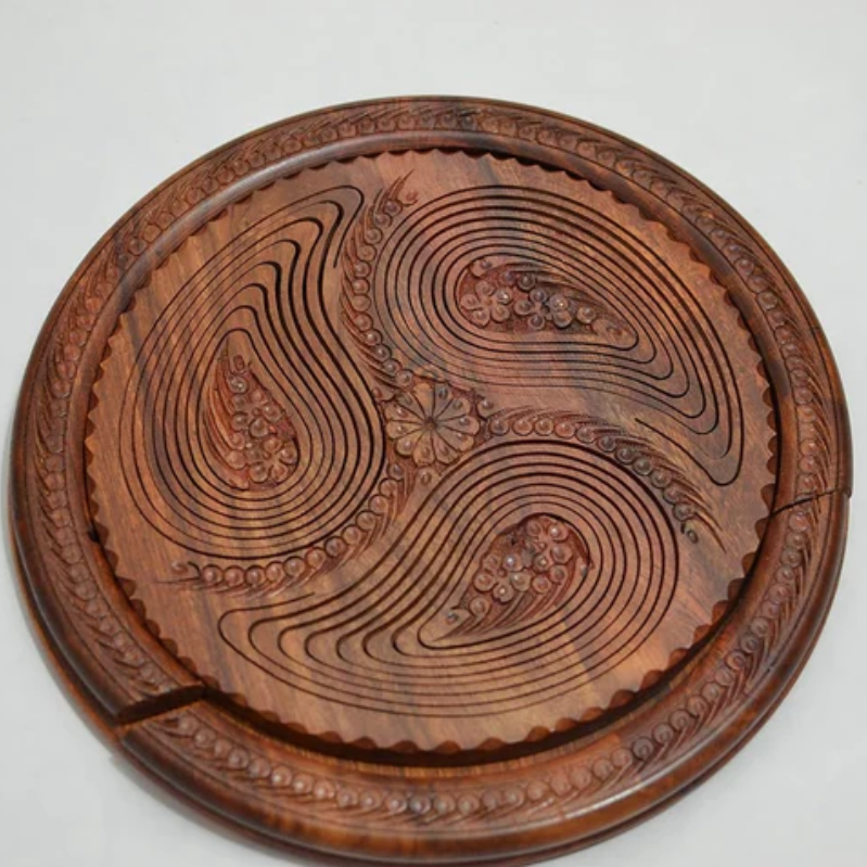 Table Decor that Enhances Home Aesthetics with Warmth and Style