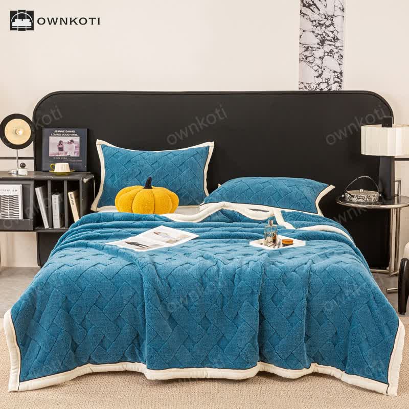 Lightweight Cozy Throw Blanket for Soft Warmth and Comfort