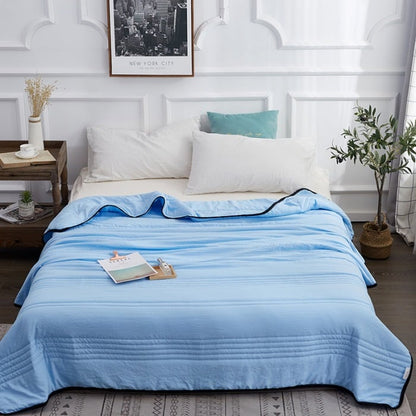 Breathable Cooling Blanket for a Comfortable Night's Sleep