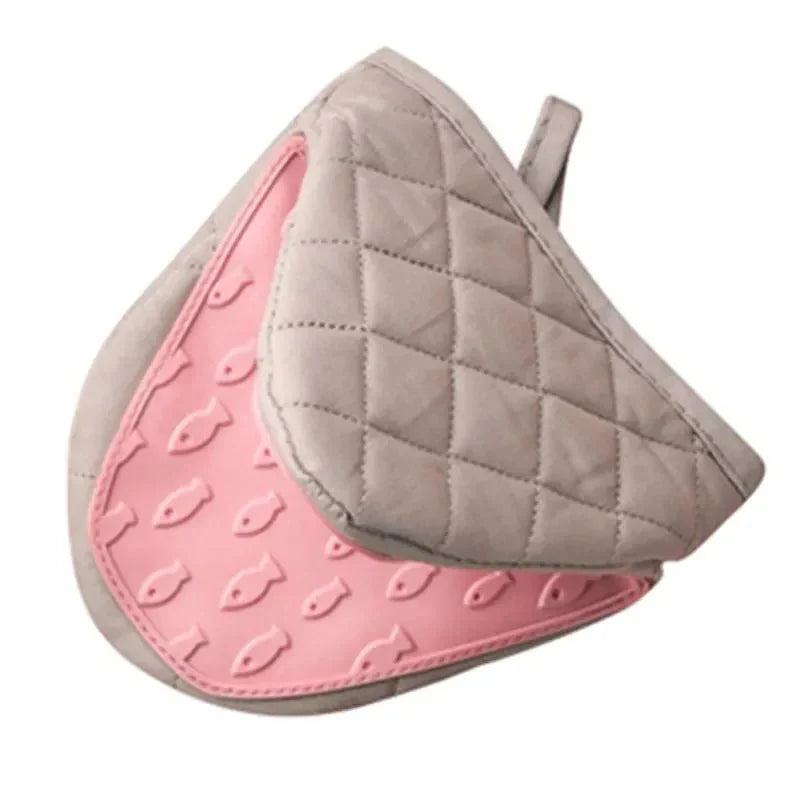 Stylish Oven Gloves for Safe Cooking