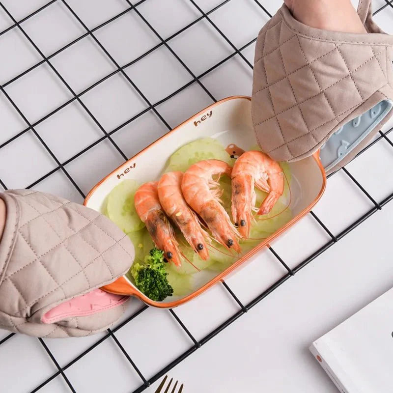 Stylish Oven Gloves for Safe Cooking