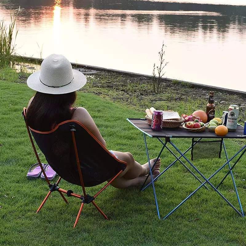 Portable Outdoor Lounge Chair with Durable Frame and Mesh Seating