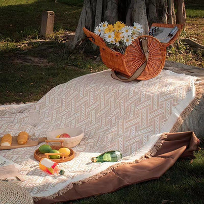 Stylish and Comfortable Outdoor Gear for Adventurous Activities