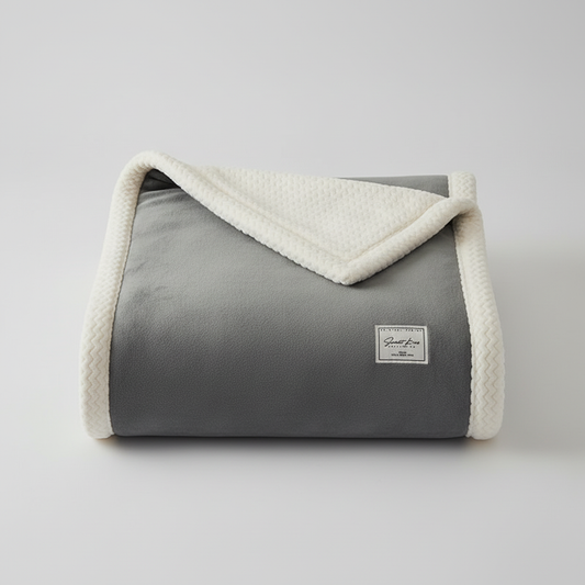 Soft and Luxurious Fleece Blanket | Lightweight & Warm | Versatile Use