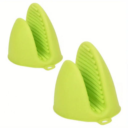 Ultimate Heat-Resistant Kitchen & Grill Gloves up to 230°C | Non-Slip Silicone Design for Cooking & BBQ | Flexible, Dishwasher Safe | GripGuard™