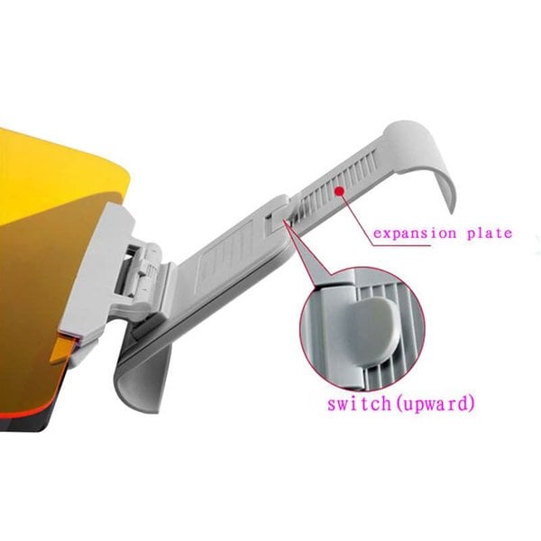 Glare-Reducing Car Visor Extension for Enhanced Driving Comfort