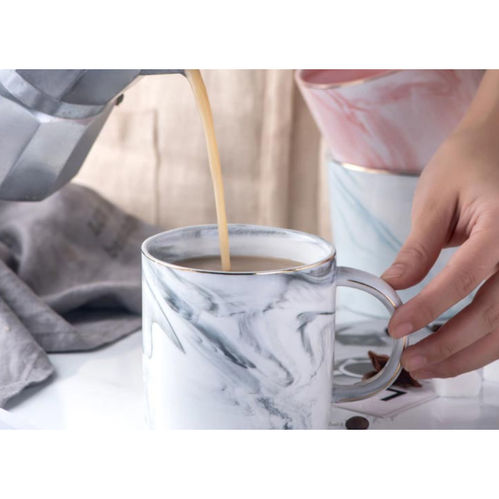 Elegant Marble-Designed Coffee Cup with Gold Accents - 8 Oz