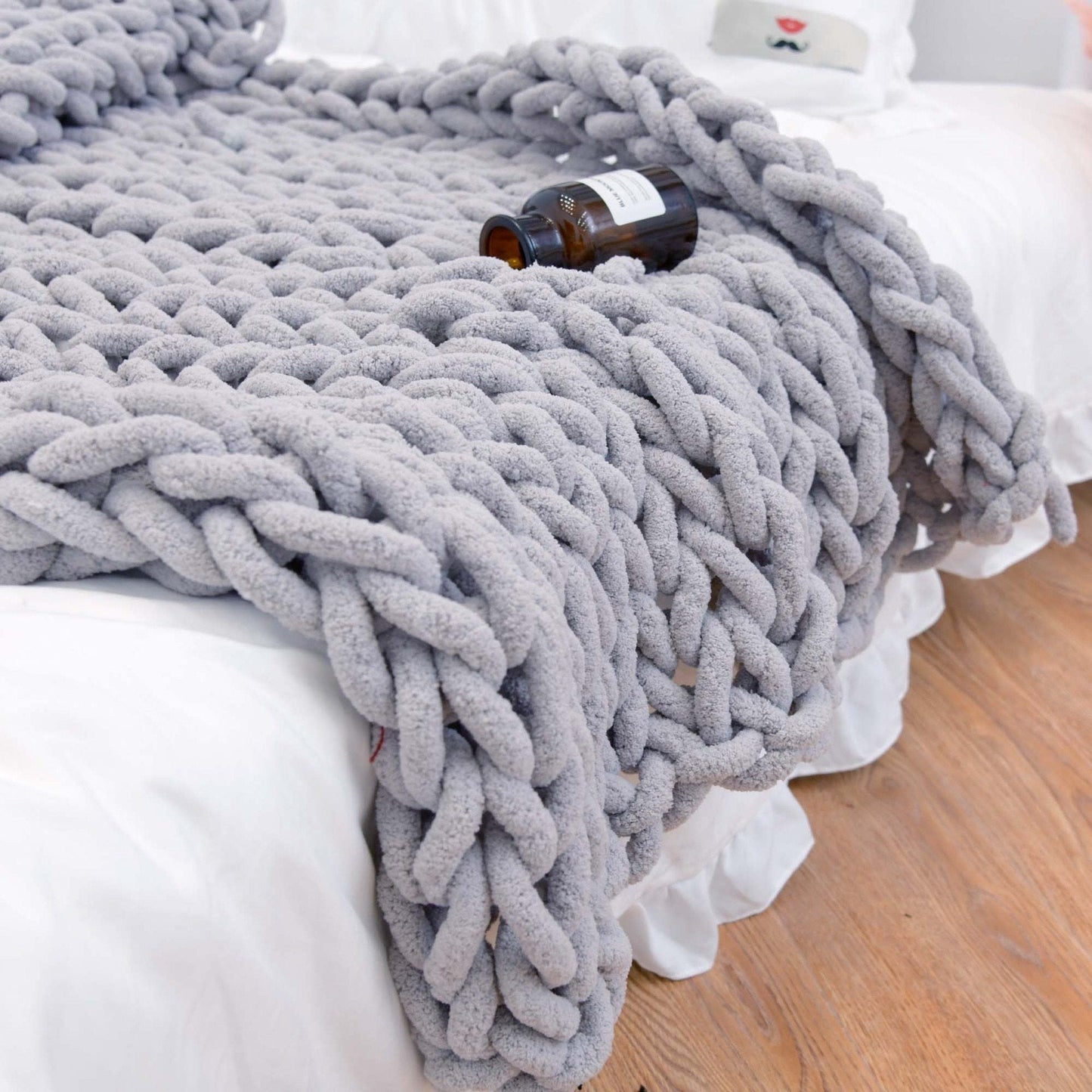 Textured Warm Throw Blanket – Chunky Knit Home Decor