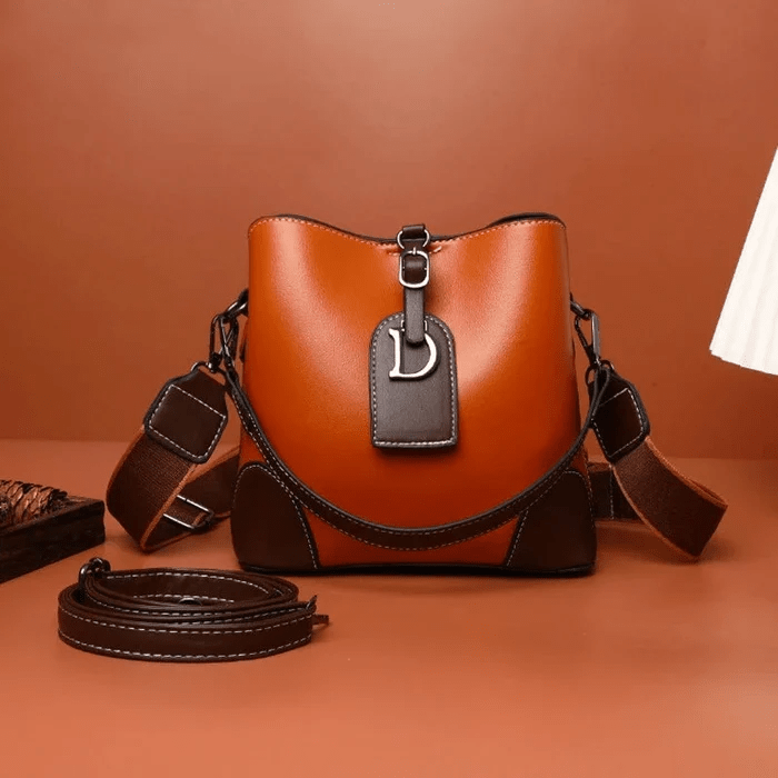 Elegant Leather Shoulder Bag – Stylish Design