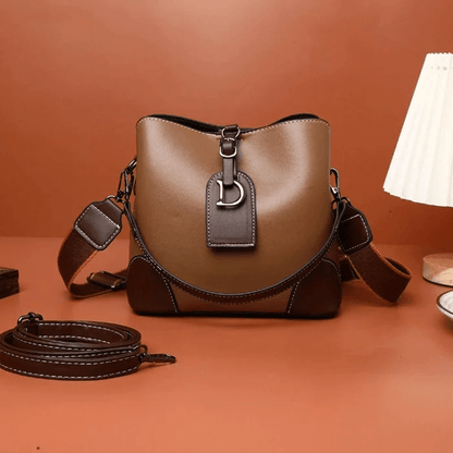 Elegant Leather Shoulder Bag – Stylish Design