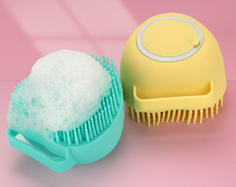 Gentle Pet Comb | Safe and Soft Brushing for Your Furry Companion