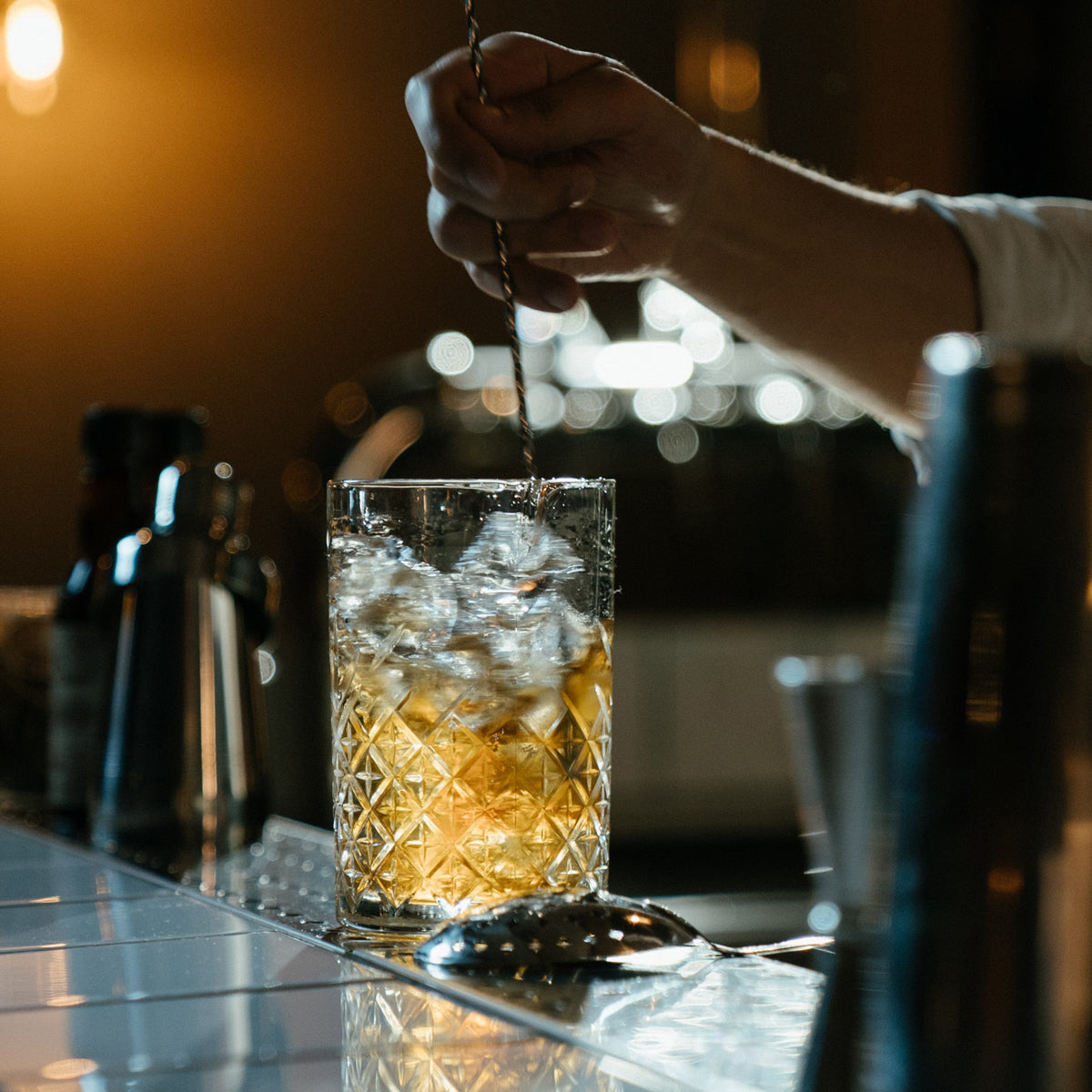 Set of 4 Mixing Glasses for Cocktails