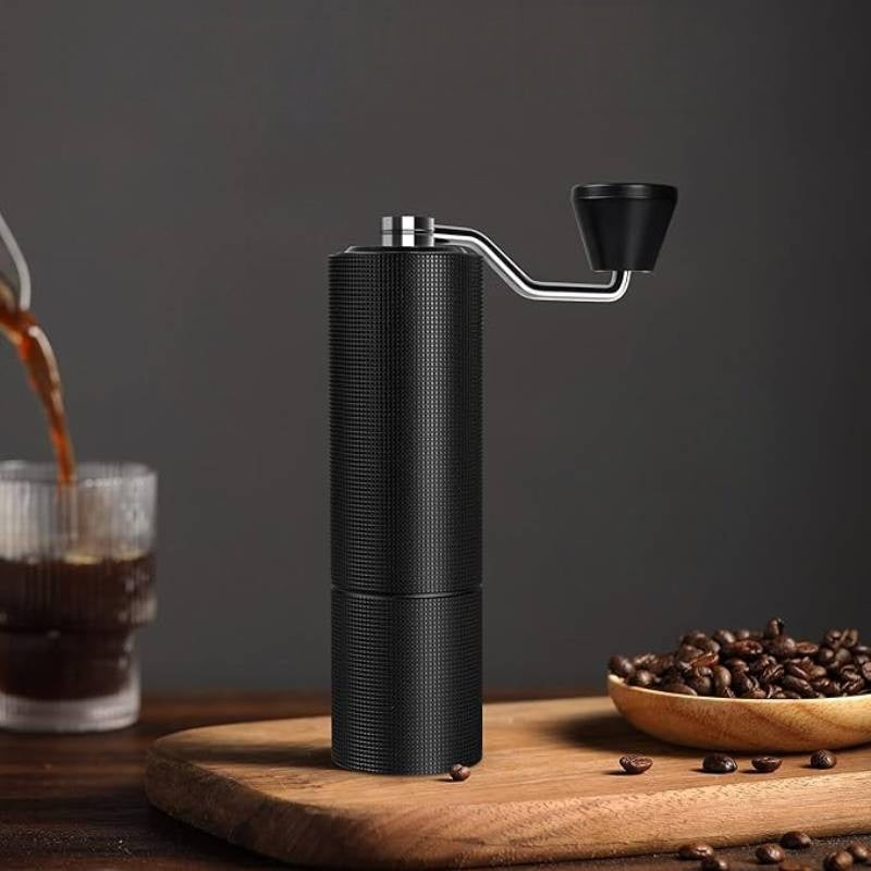 Manual Coffee Grinder for Ideal Brewing - High-Quality Design