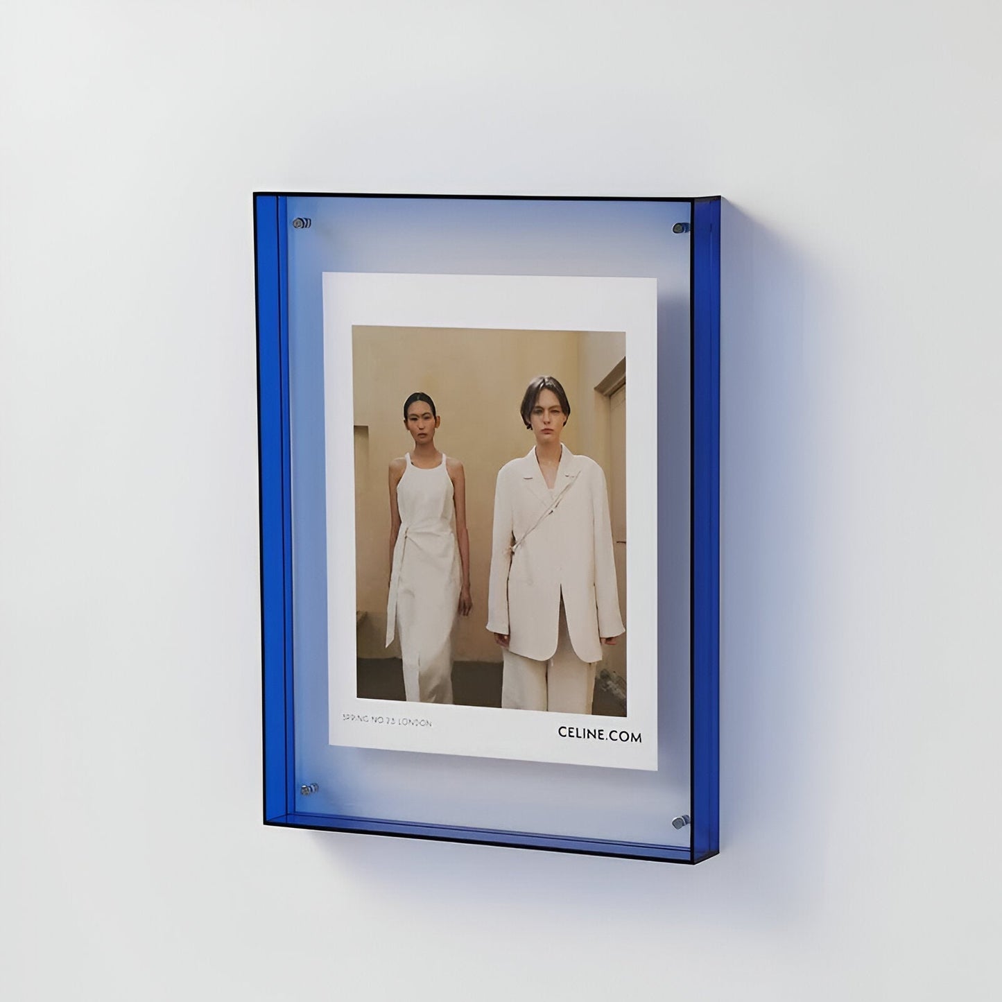 Clear Acrylic Photo Frame – Contemporary Minimalist Showcase