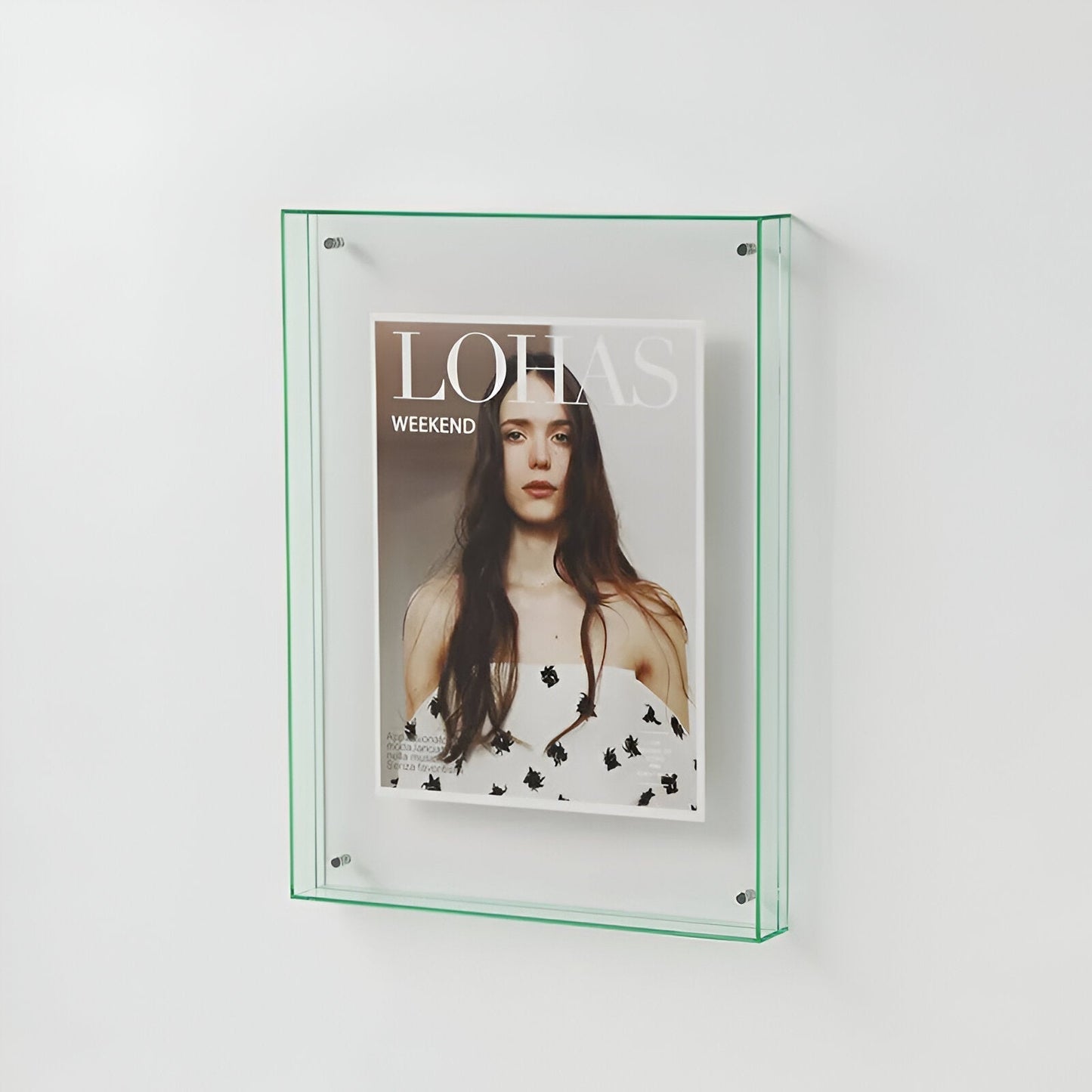 Clear Acrylic Photo Frame – Contemporary Minimalist Showcase
