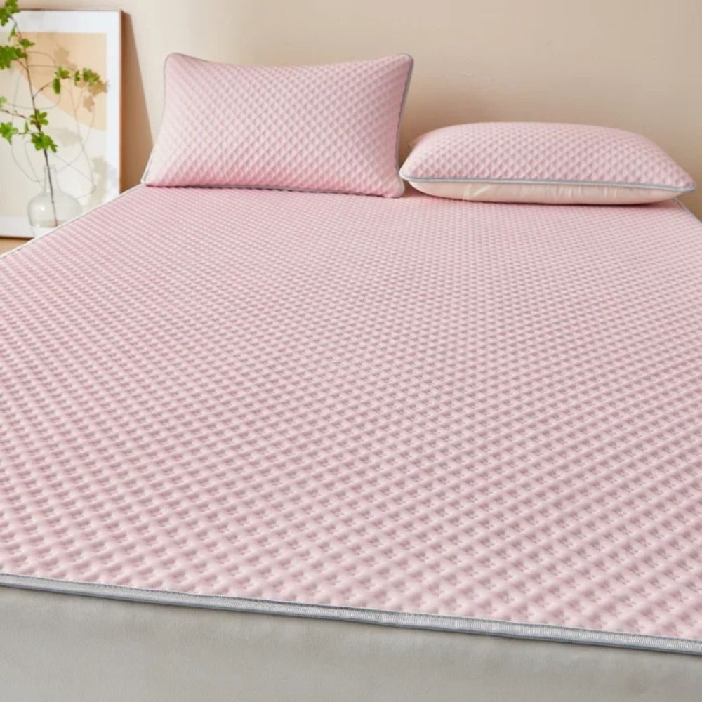 Bamboo-Infused Twin Mattress Topper for Ultimate Comfort