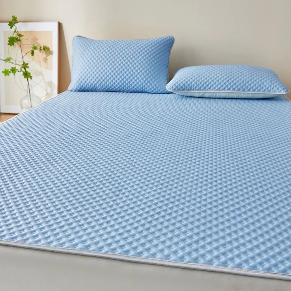 Bamboo-Infused Twin Mattress Topper for Ultimate Comfort