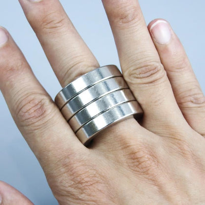 Four-Finger Trigger Ring - Folding Design
